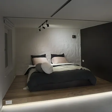Snooz Ap & Business Flats Γάνδη